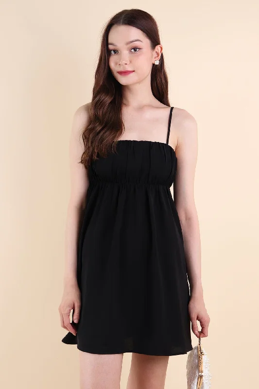 MADELYNN RUCHED DRESS IN BLACK